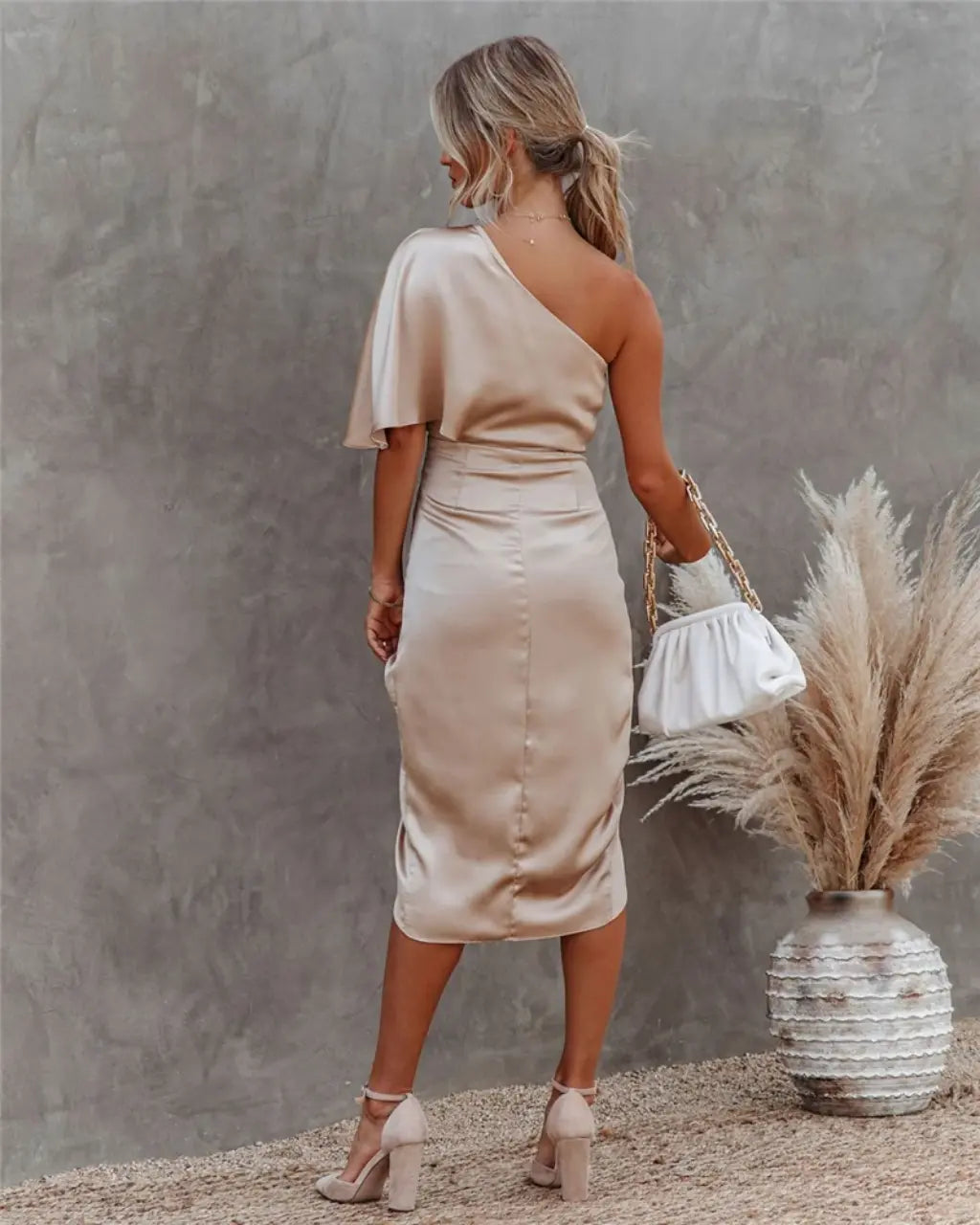 Lola - Elegante Satijnen One Shoulder Jurk Dames