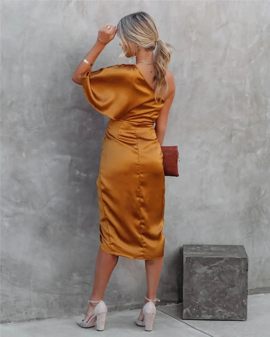 Lola - Elegante Satijnen One Shoulder Jurk Dames