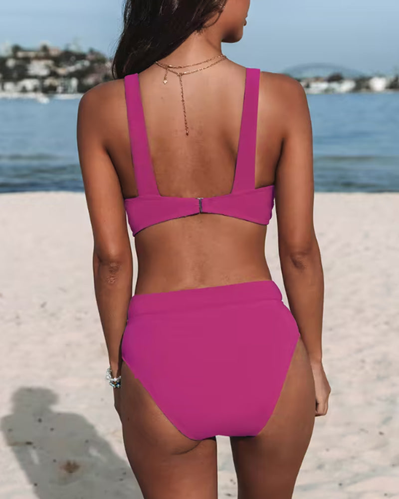 Manon - Sexy Bikini met V-hals