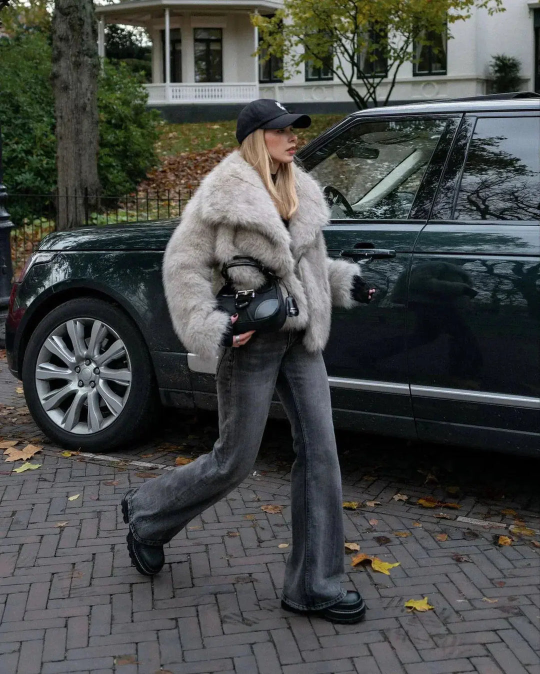 Vanessa - Elegante Korte Bont Winterjas