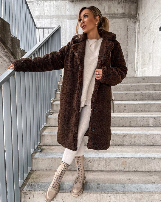 Lena – Elegante lange teddyjas voor een stijlvolle winterlook