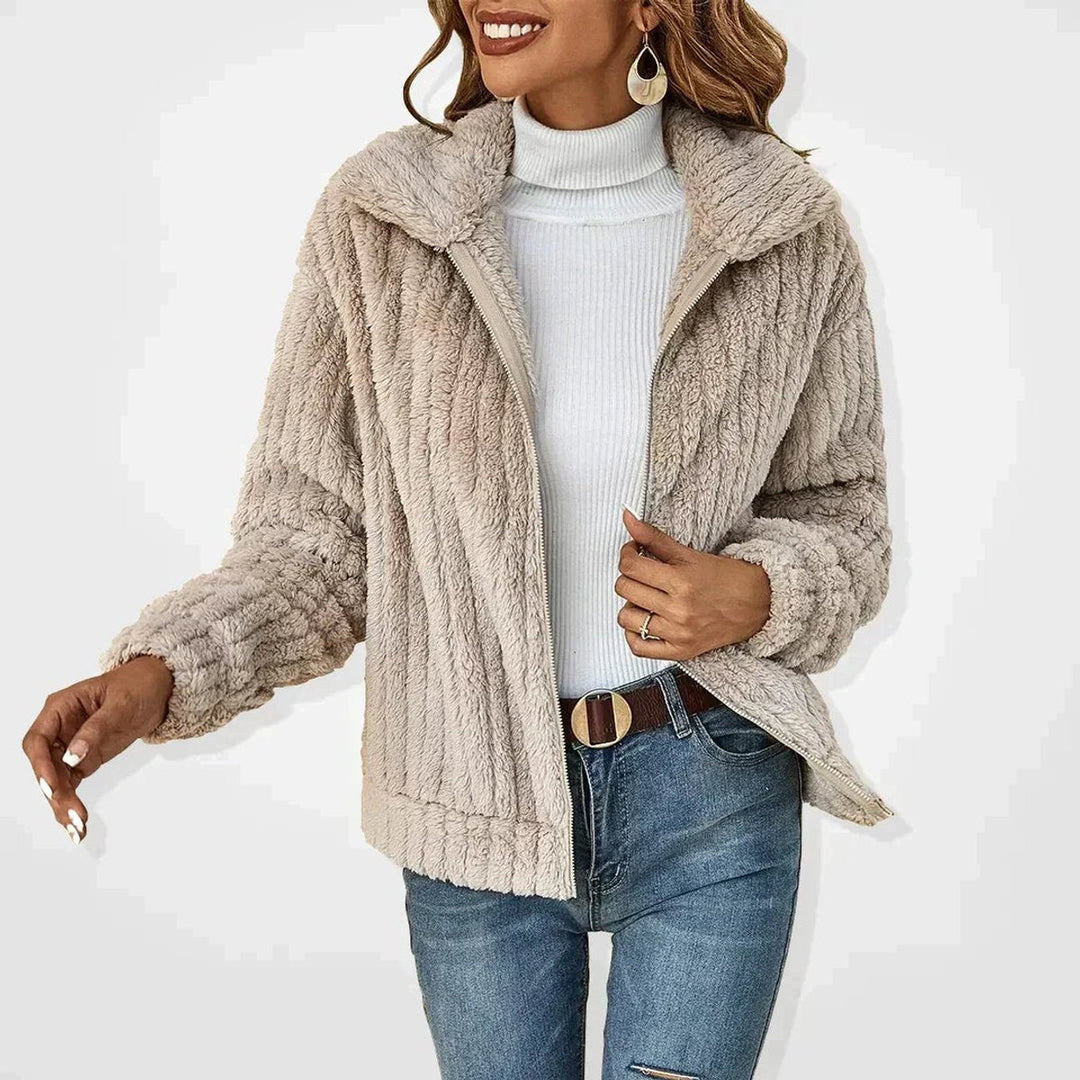Manon - Elegant Oversized Teddy Vest