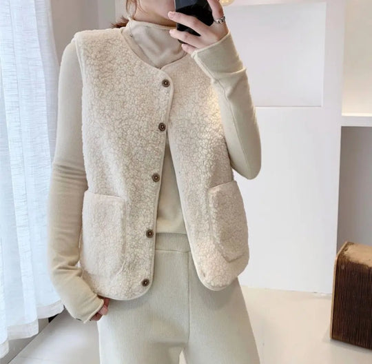 Sophie - Elegant Teddy Knopen Gilet